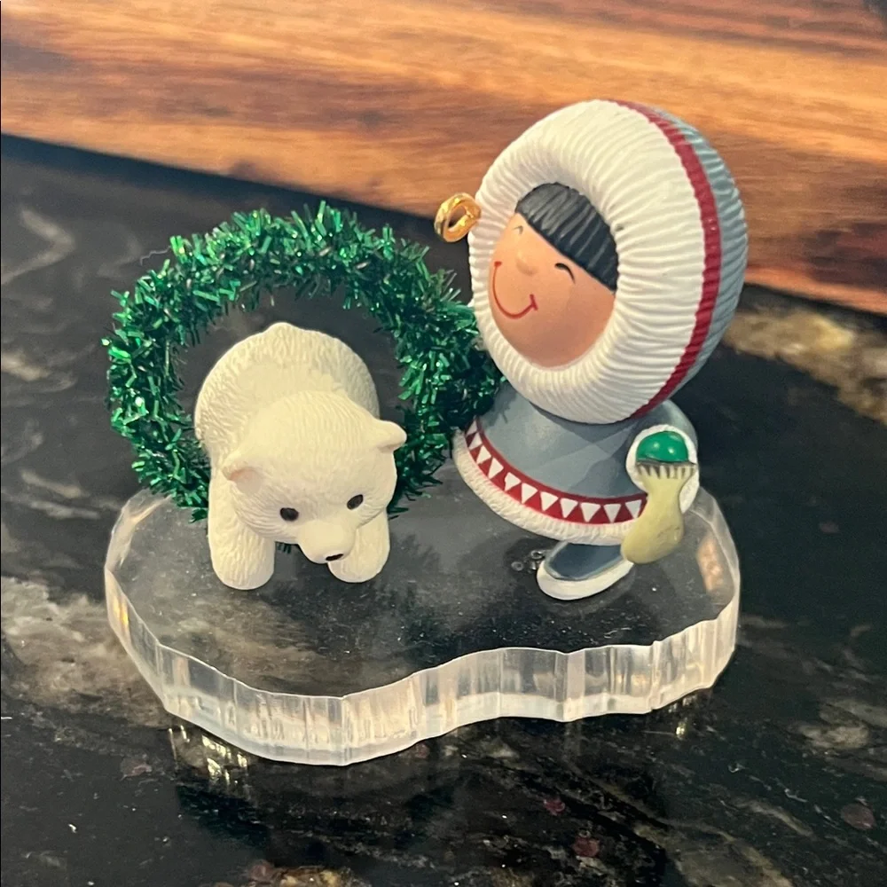 Vintage Hallmark 1994 Frosty Friends #15 Holiday Ornament